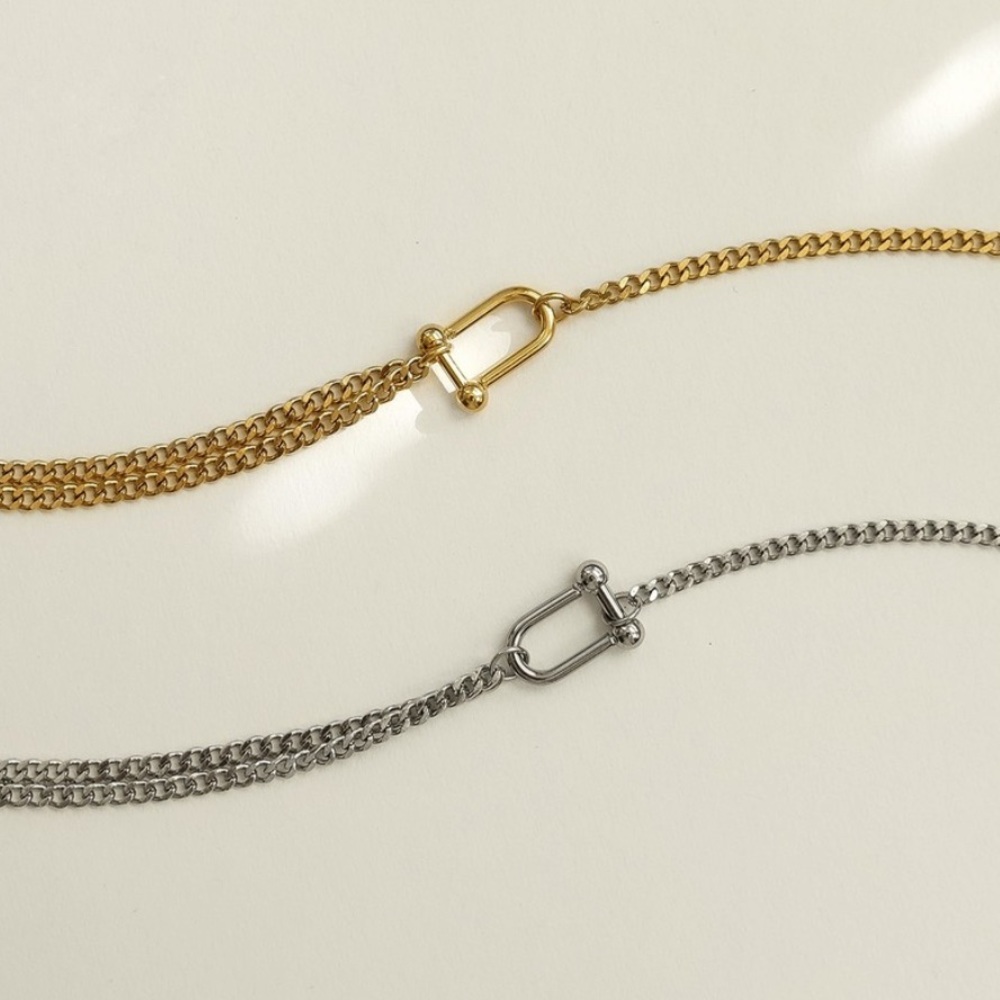 U-link Edge Chain Necklace | Gold Plated Stainless Steel - Picture 2 of 4